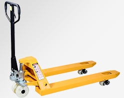 臨沂精密機(jī)械加工廠手動(dòng)叉車(chē)搬運(yùn)物料